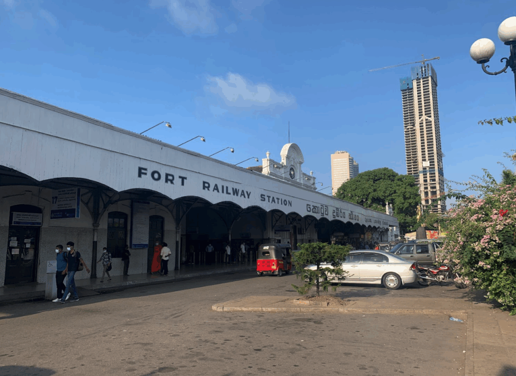 コロンボ・フォートのバスターミナル